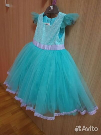 Платье нарядное