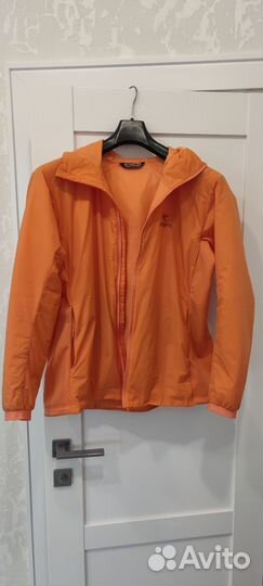 Ветровка женская arcteryx atom lt