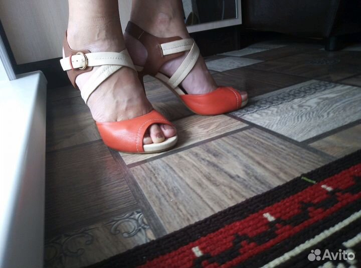 Босоножки Тофа