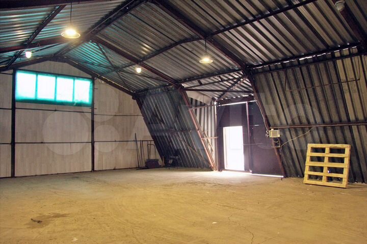 Склад, автосервис производство 257 м²