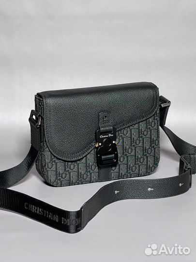 Мессенджер Dior