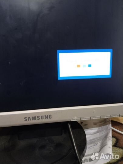 Монитор Samsung 720N