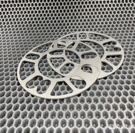 Проставки 10мм универсальные для всех марок 2шт