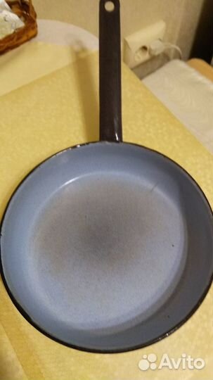 Сковорода эмалированная тяжелая, СССР
