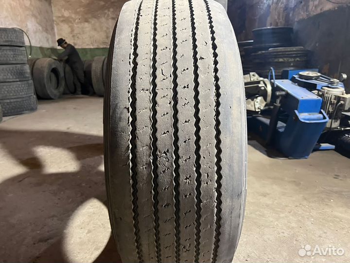 Грузовая шина бу 385 65 R22.5 Matador