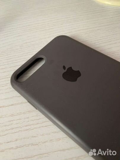 Чехол на телефон iPhone