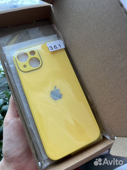 Чехол стеклянный на айфон 13