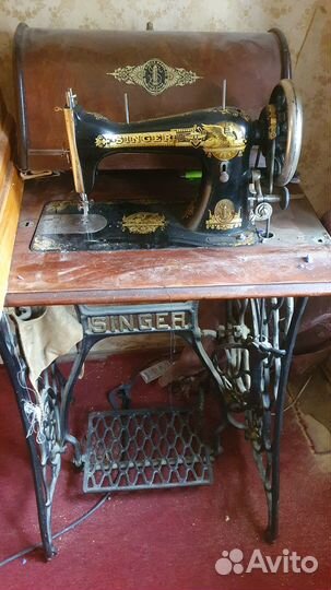 Швейная машинка сингер со столом