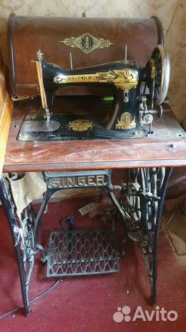 Швейная машинка сингер со столом