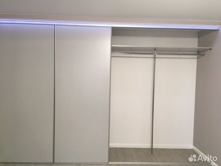 Шкаф в детскую