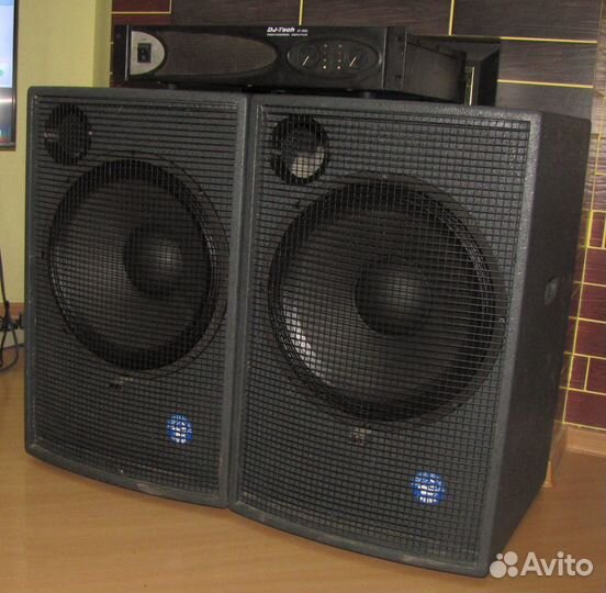 Сабвуферы Pro 500-2000W 2шт Eminence 15