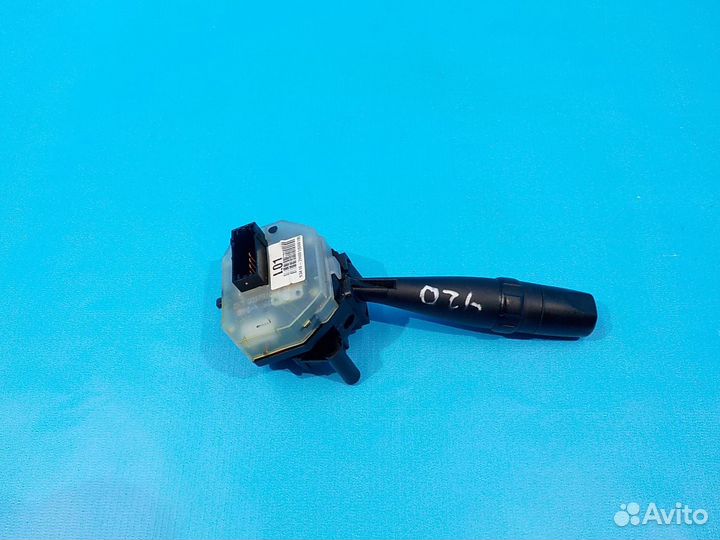 Переключатель сигналов поворота Hyundai Elantra IV