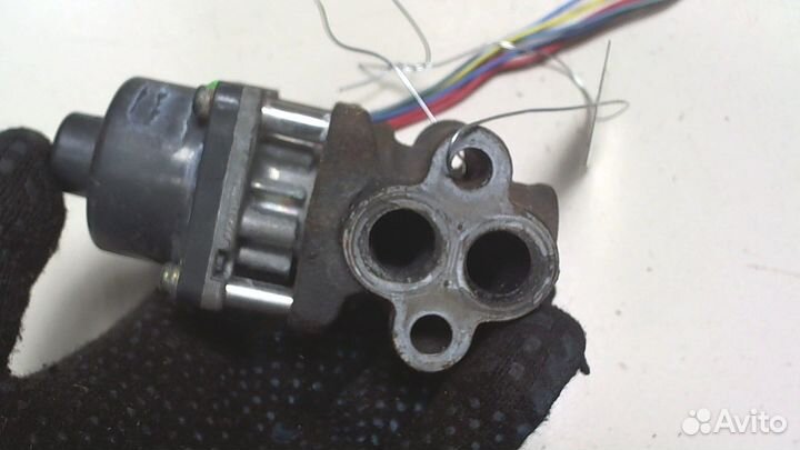 Клапан рециркуляции газов Mitsubishi Outlander, 2004