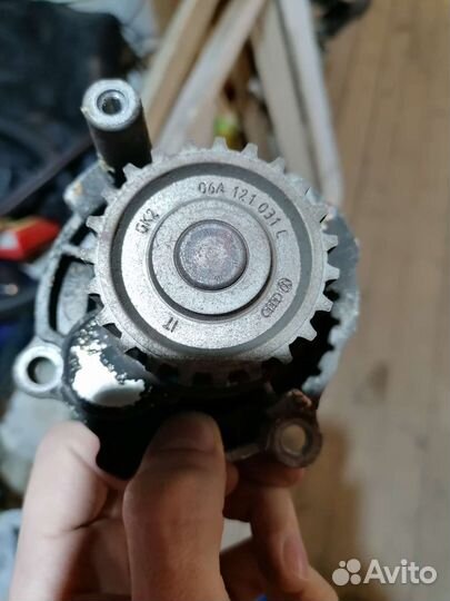 Помпа насос водяной