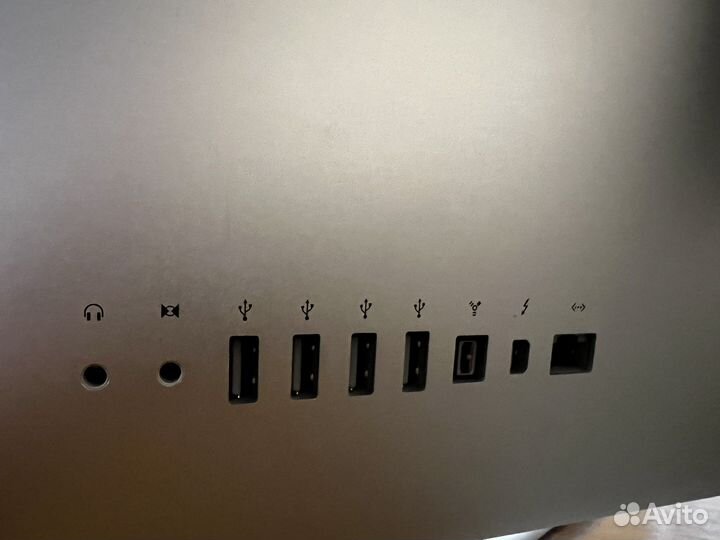 Моноблок iMac 21,5 Core i5 2,5 Ghz (mid 2011)