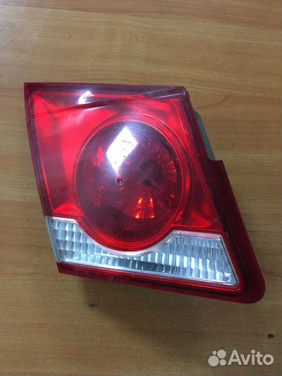 Фонарь в крышку багажника Chevrolet Cruze