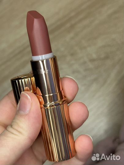 Матовая помада Charlotte Tilbury оригинал Pillow