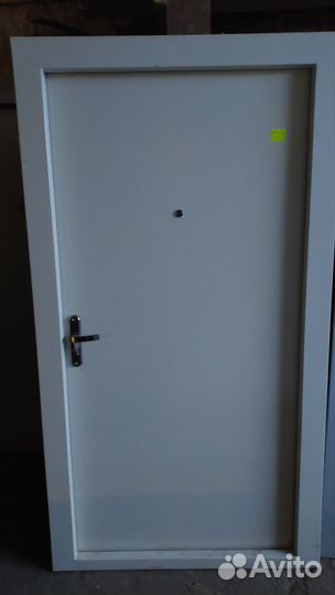 Двери входные