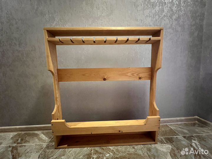 Деревянная настенная полка