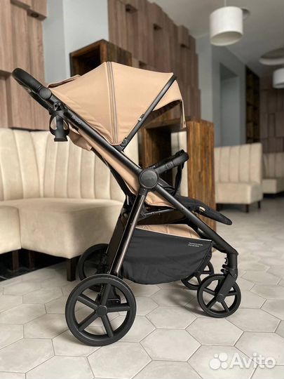 Прогулочная коляска Carrello Bravo Plus