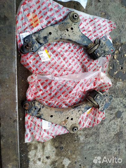 Передние рычаги Volvo xc60