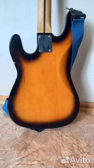 Бас гитара Phil Pro
