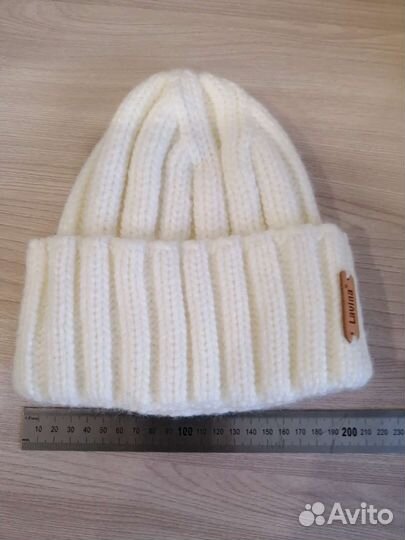 Комплект новый: шапка, варежки и снуд