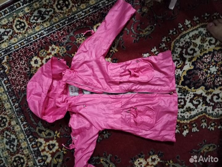 Куртка, пальто, жилетка на девочку