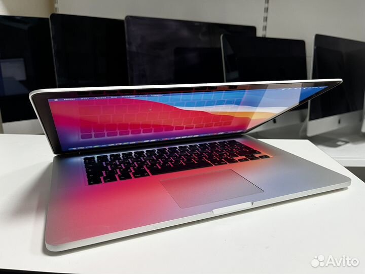 Macbook Pro 15 2015 i7 2.5 16/500 две видеокарты