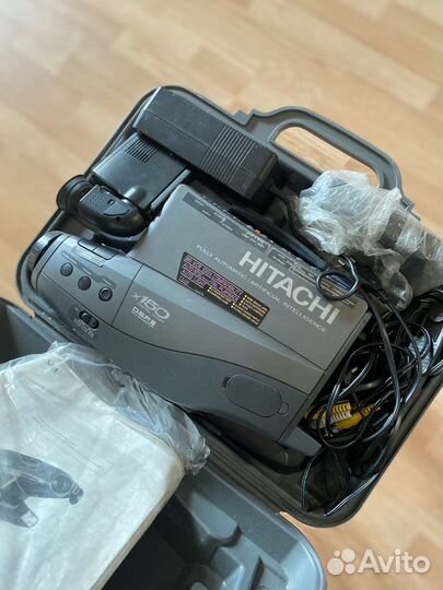 Видеокамера hitachi