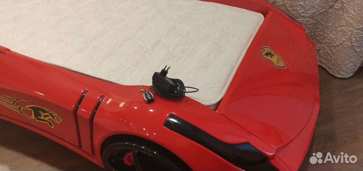 Кровать машинка с матрасом бу Сilek (Турция)