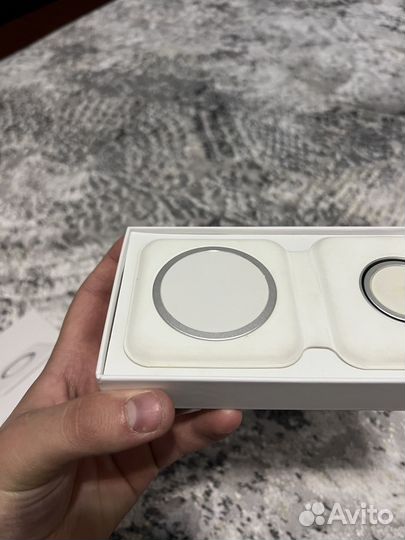 Зарядка на iPhone