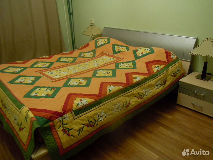 Покрывало на кровать в технике patchwork