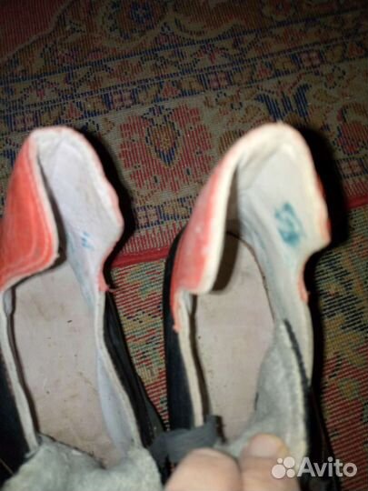 Коньки хоккейные