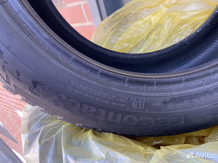 Continental IceContact 3 205/55 R16 94T