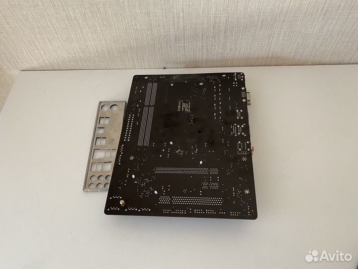 Материнская плата am3+