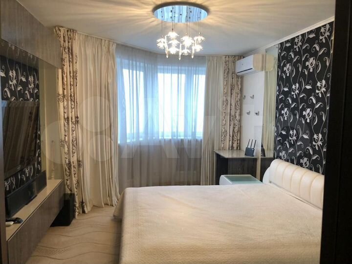 2-к. квартира, 65 м², 13/25 эт.