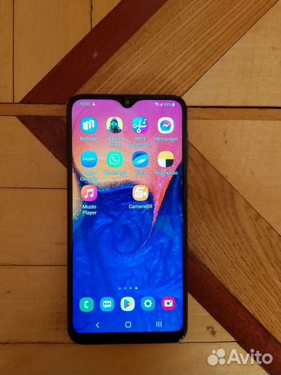 Samsung Galaxy A10, 2/32 ГБ