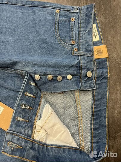 Джинсы синие Levis 501 новые