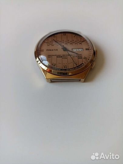 Часы Ракета СССР с календарем