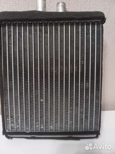 Радиатор отопителя Luzar LRh01182b