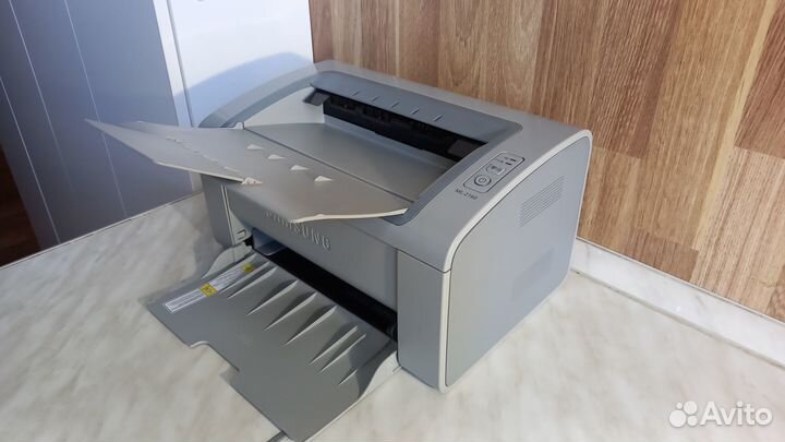 Samsung ml 2160, пробег 2000 стр. + Нов. Картридж