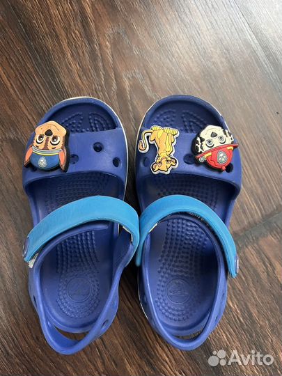 Сандалии Crocs C8