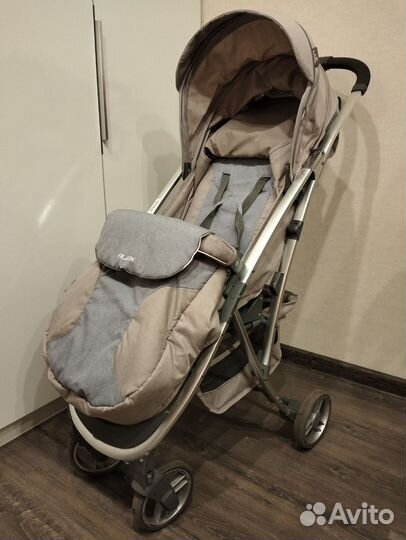 Прогулочная коляска Mille Flex