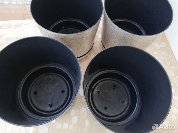 Цветочные горшки пластик