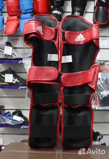 Защита ног Adidas wako Super Pro - красные