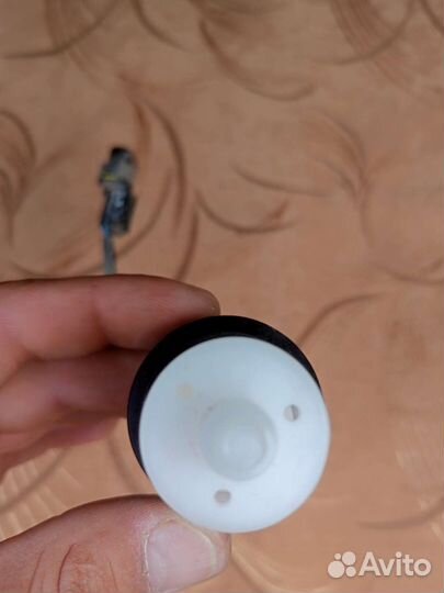 Датчик уровня омывающей жидкости Рио солярис