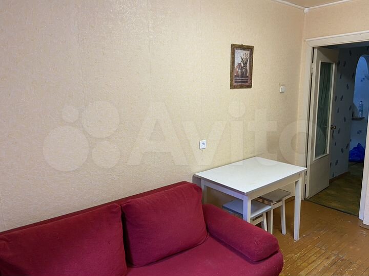 1-к. квартира, 42 м², 1/9 эт.