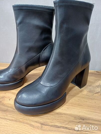 Полусапоги ботильоны ботинки сапоги 37,38,39 разм