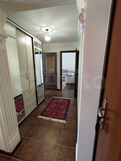 2-к. квартира, 54 м², 1/5 эт.